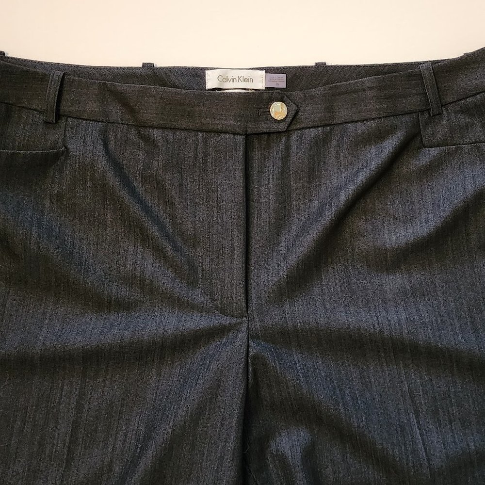 Calvin Klein - Mid Rise Modern Fit Pant - Size 16 - NWOT